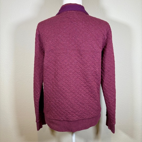PATAGONIA Burgundy Quilted Pullover Size Medium - Picture 3 of 8